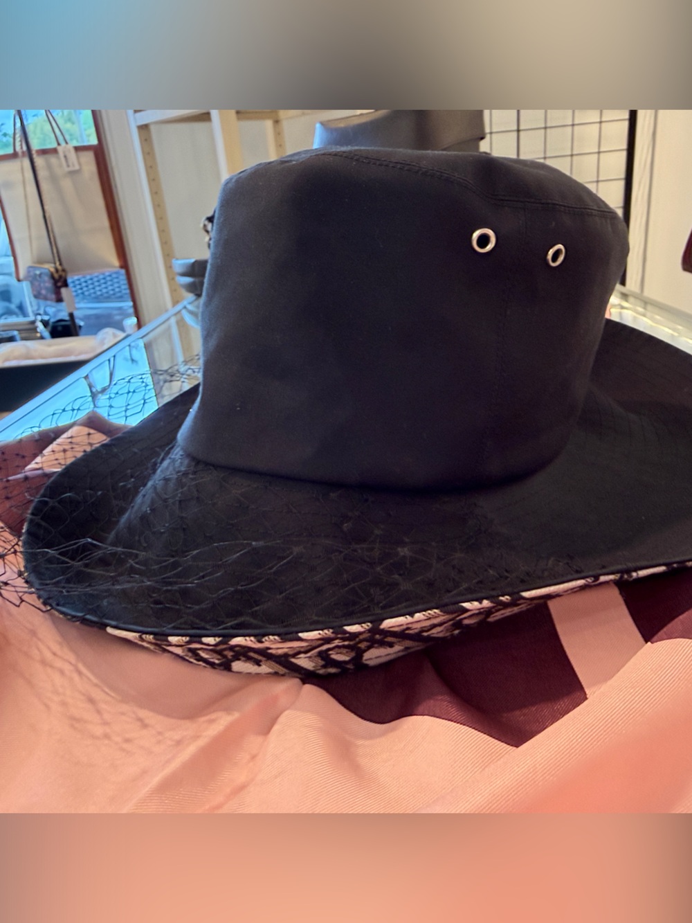 Dior Classic Wide-Brim Bucket Hat with Decorative Veil in Black and Tan